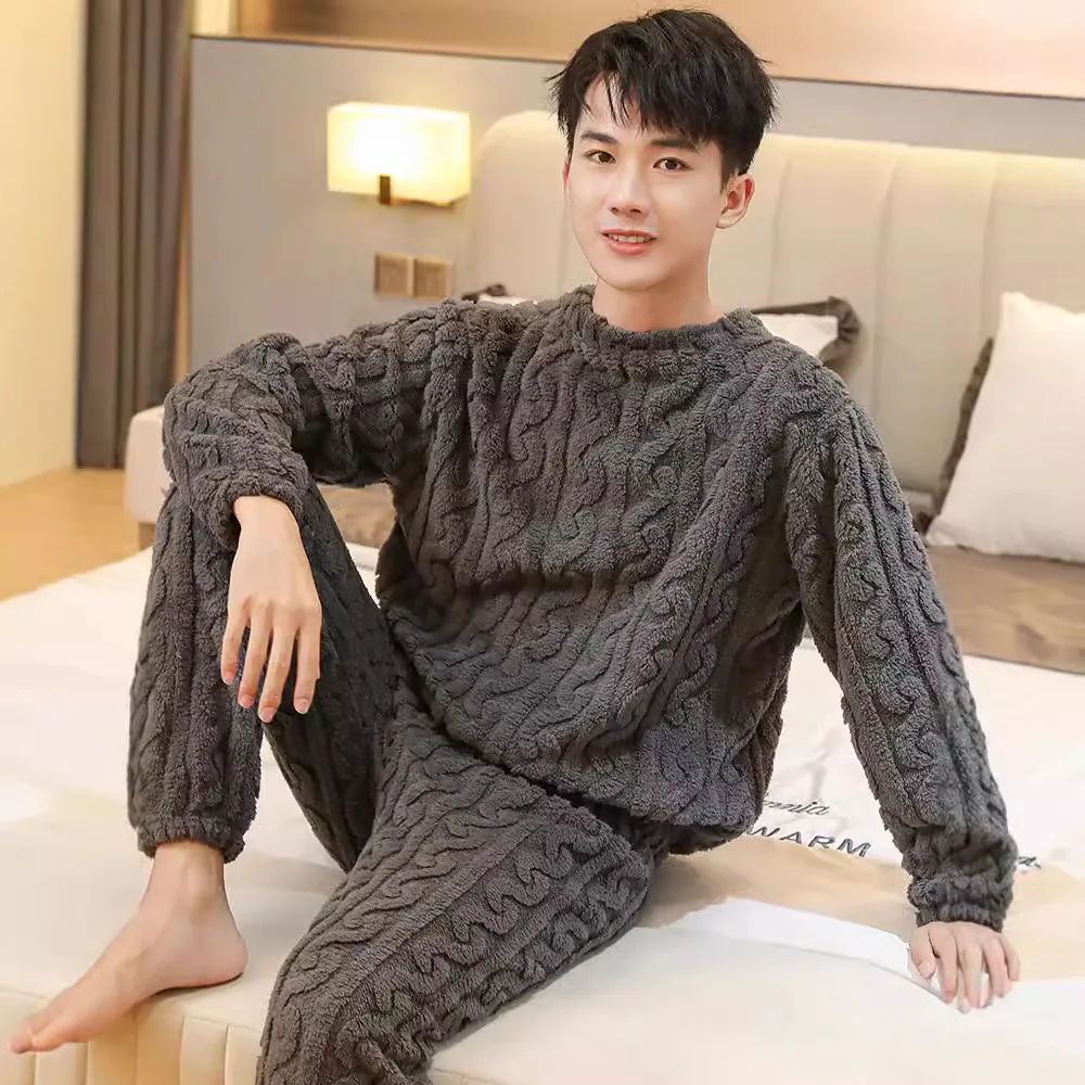 ชุดนอนผ้าฟลานเนลเนื้อนุ่มลายแจ็คการ์ดสำหรับฤดูใบไม้ร่วง-ฤดูหนาว ปี 2025 ชุดนอนคู่หนาพิเศษสำหรับใส่ในบ้าน แบบยูนิเซ็กซ์