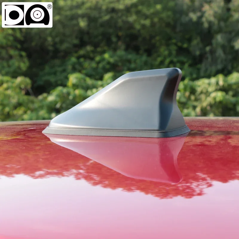 Antenna universale impermeabile per pinna di squalo per auto Antenna di segnale radio automatico per Suzuki Dzire Ignis I II III Vitara