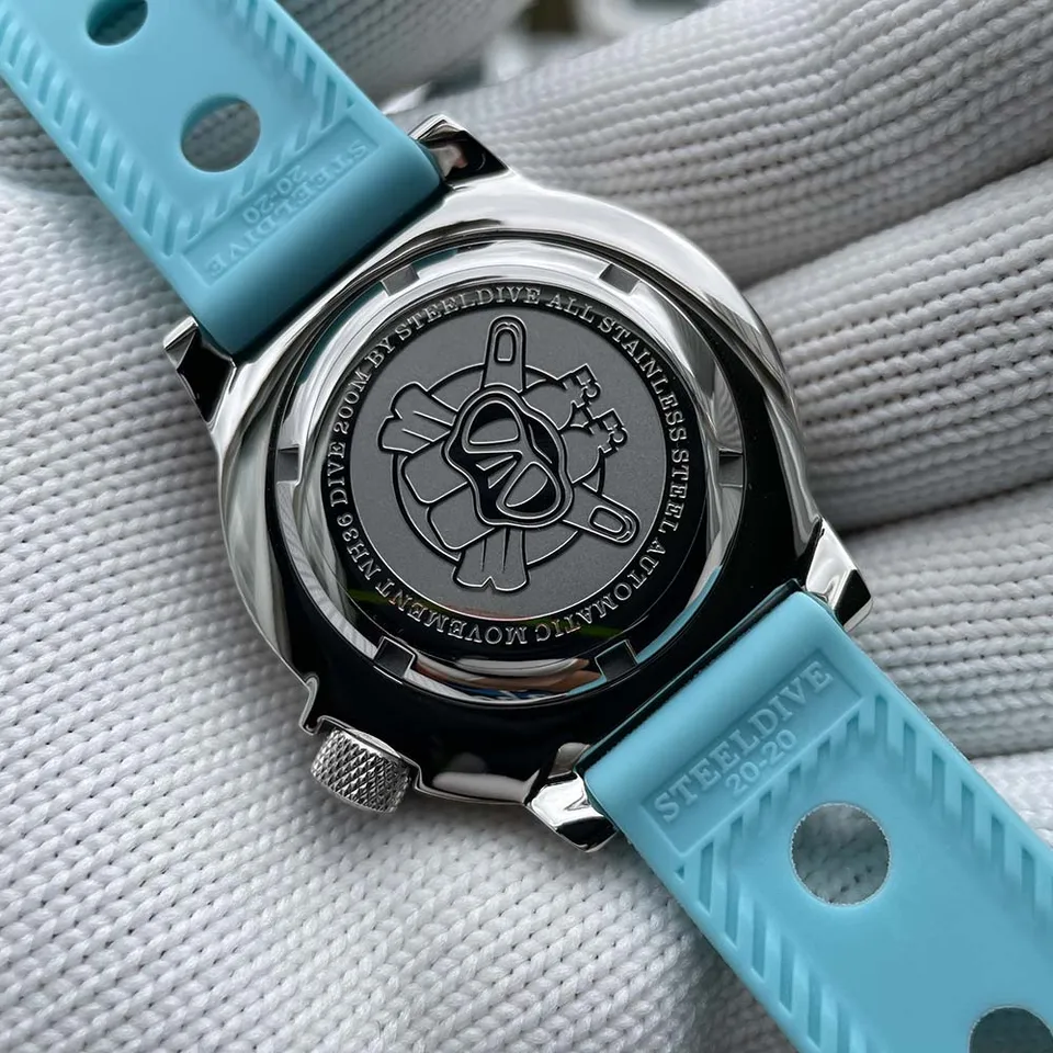 STEELDIVE 自動巻き ダイビングウォッチ 42.2mm 200m防水
