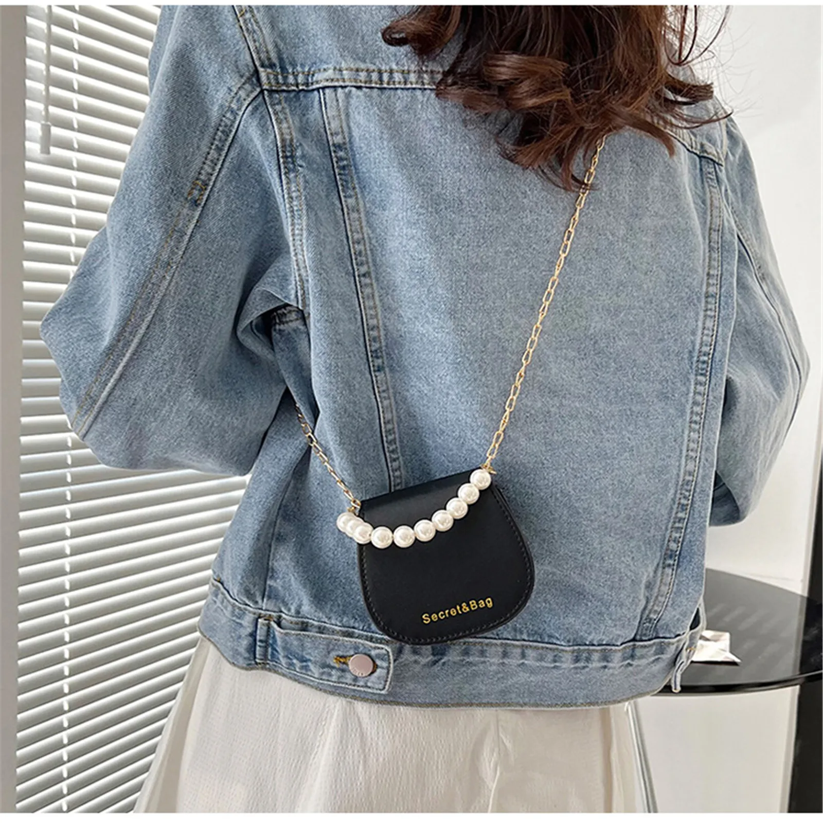 Fashion Mini Pearl Handbag Chain Bag New Elegant Shoulder Messenger Bag Portable Girl Crossbody Small Square Women Bags 2023 New