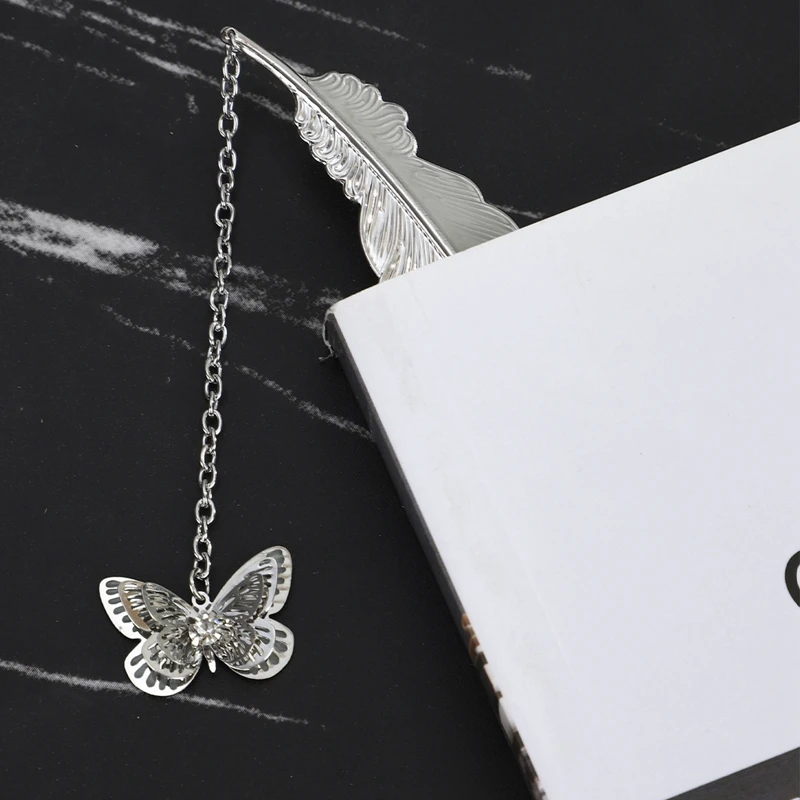 Butterfly Dragonfly Pendant Bookmark Creative Retro Feather Metal Book Marks Book Page Mark Gift School Supplies Stationery