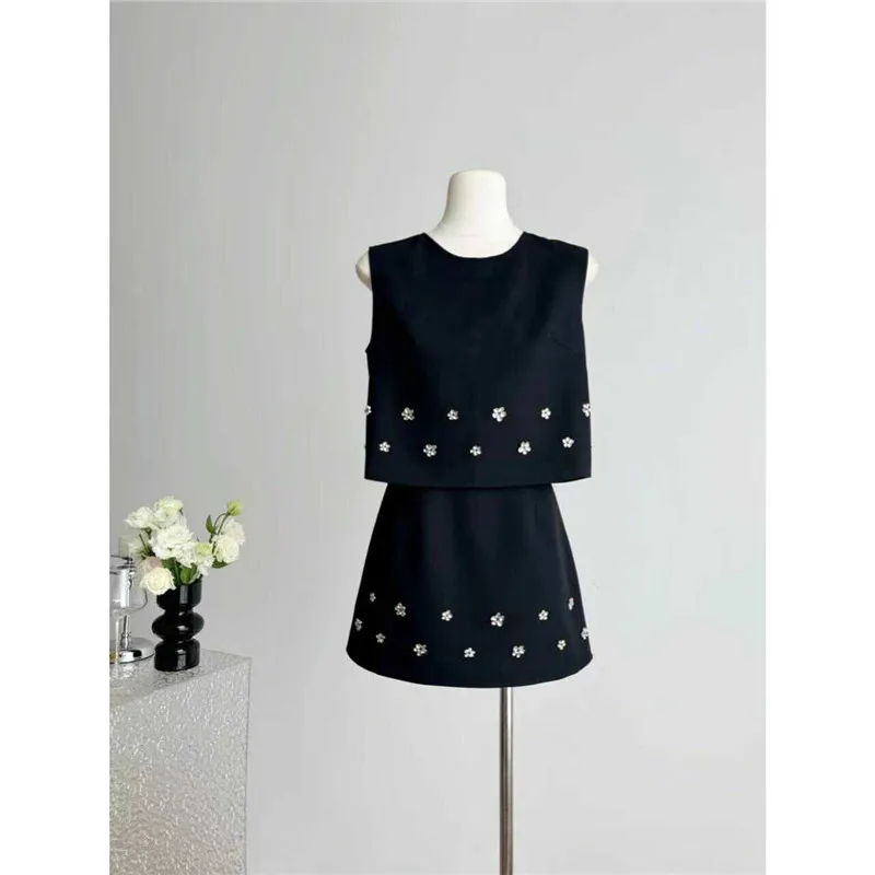 

Summer Fashion Black Two Piece Sets Rhinestone Beads Sleeveless O Neck Tank Vest Top+A Line Mini Skirt Celebrity 2pc Dress Suits