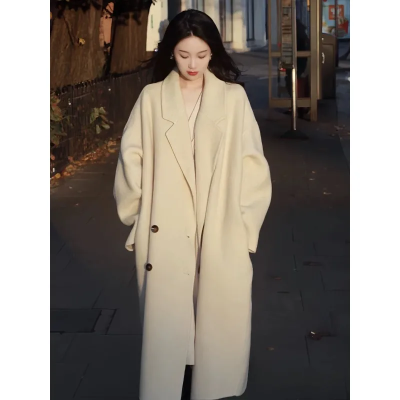 

Новая высококачественная куртка средней длины в стиле Хепберн, темно-серое двустороннее шерстяное пальто для женщин осенью и зимой 2025,