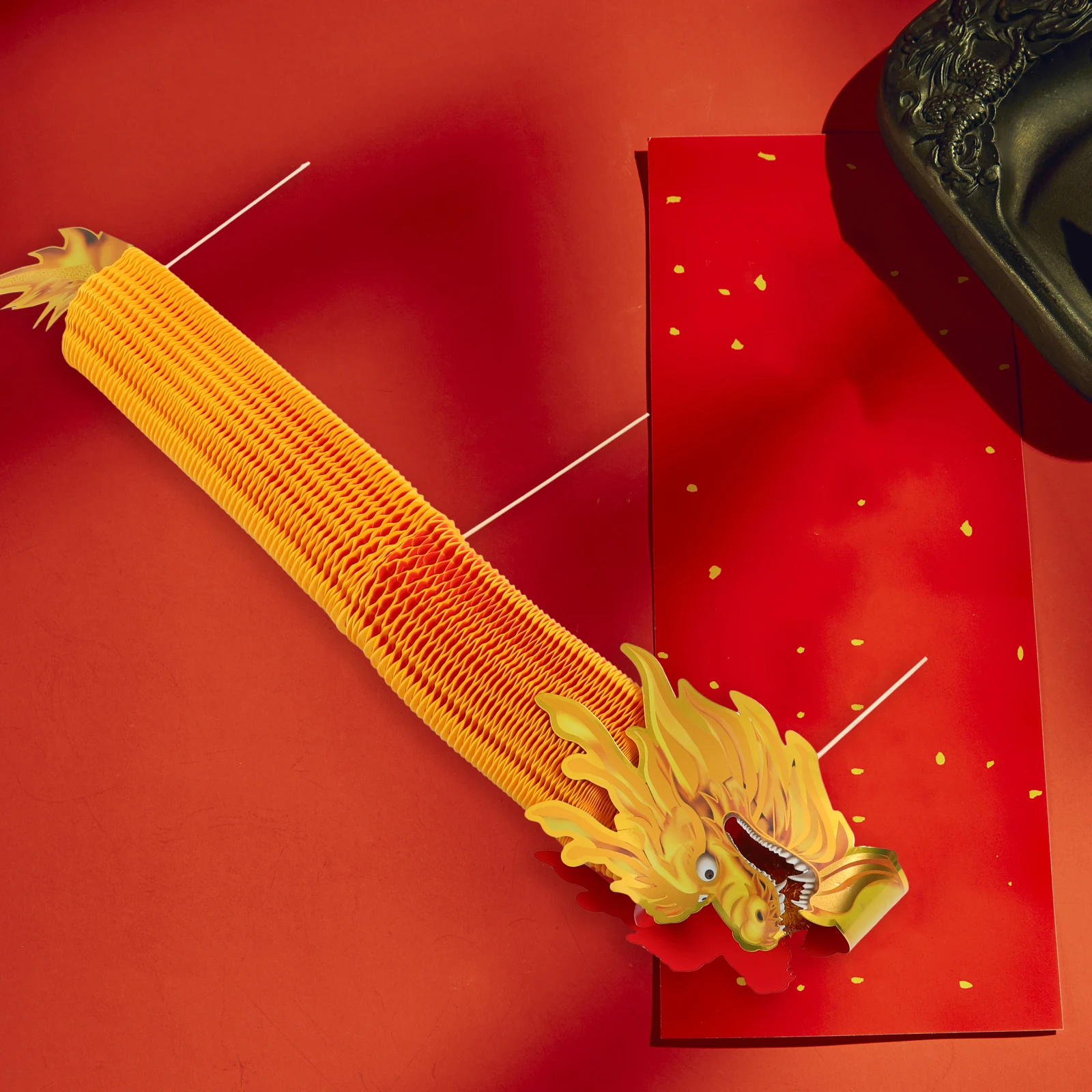 

Golden 150cm Paper Dragon Decorations for Chinese New Year Spring Festival Party Props Craftsmanship Artistic Cultural Festive