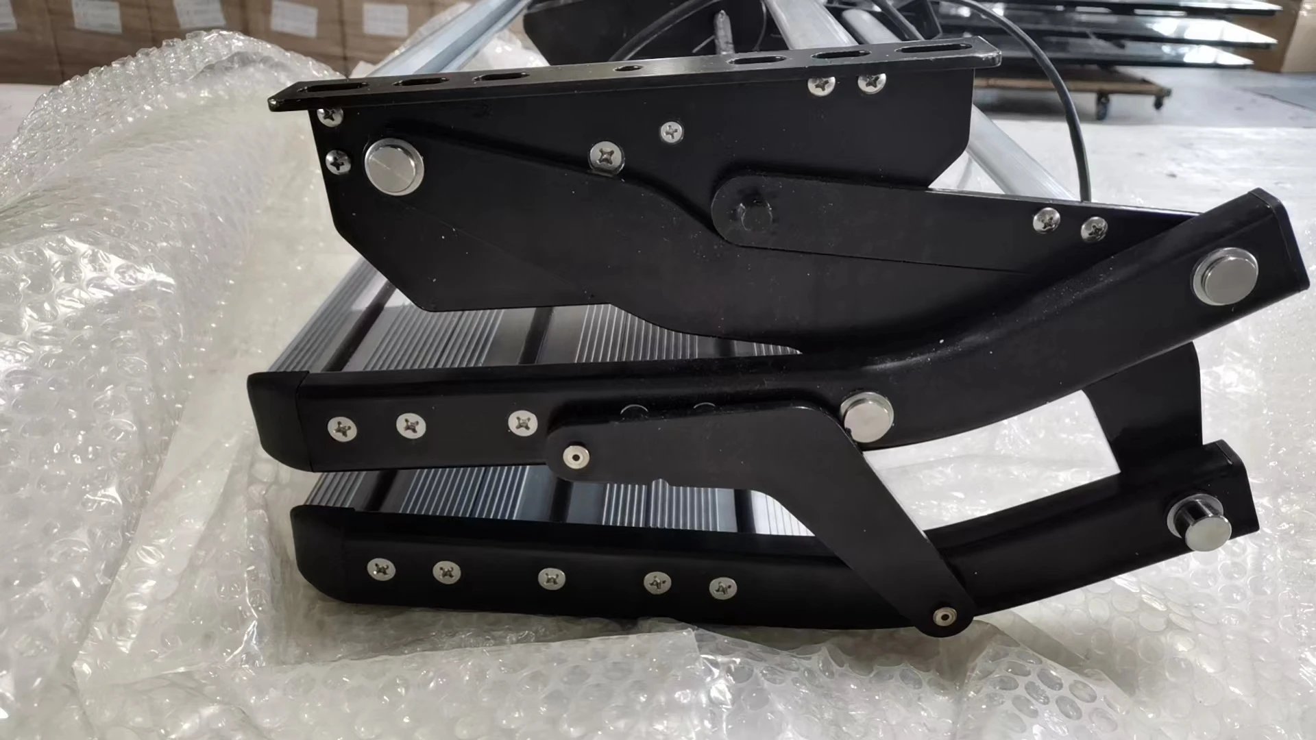 سعر المصنع بالجملة سوبر الجودة الكربون الصلب تحميل 200 كجم RV قافلة مقطورة واحدة انزلاق خطوة الكهربائية للطي الخطوة