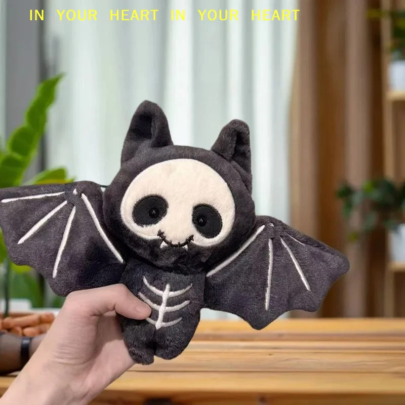 【X】Colgante decorativo para mochila, regalos de Halloween, llavero de felpa Kawaii con calavera y murciélago, muñeco de peluche de dibujos animados para bolso