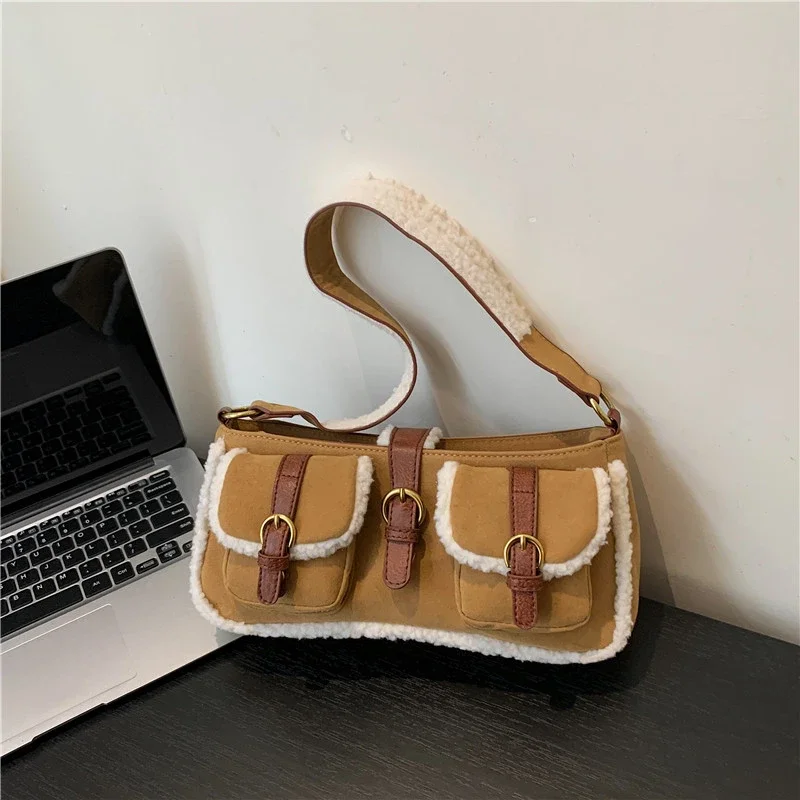 Torba na ramię 2024 New Winter High-value Retro Fur Suede Splicing Niche Lamb Wool Wszechstronna pluszowa torba Cien Bolsos Para Llevar