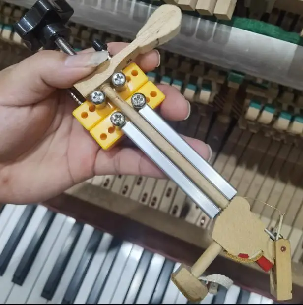 Hammer remover/piano tuning maintenance tool