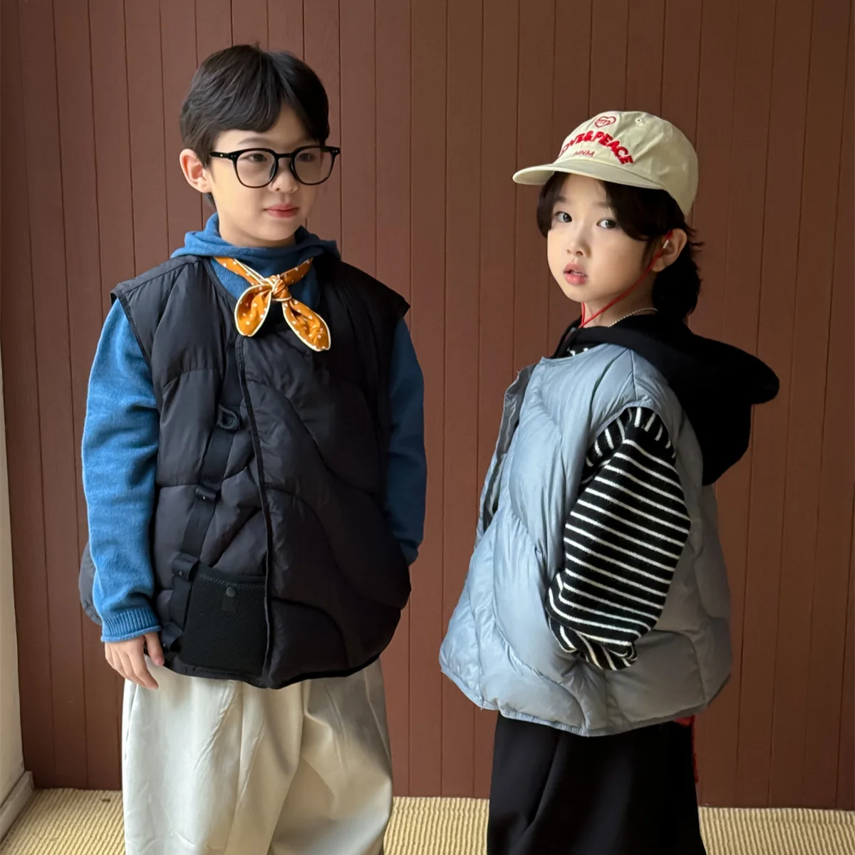 

Childrens Down Vest 2025 Autumn and Winter New Warm and Lightweight Jacket, Daily Casual, Simple and Fashionable Wear