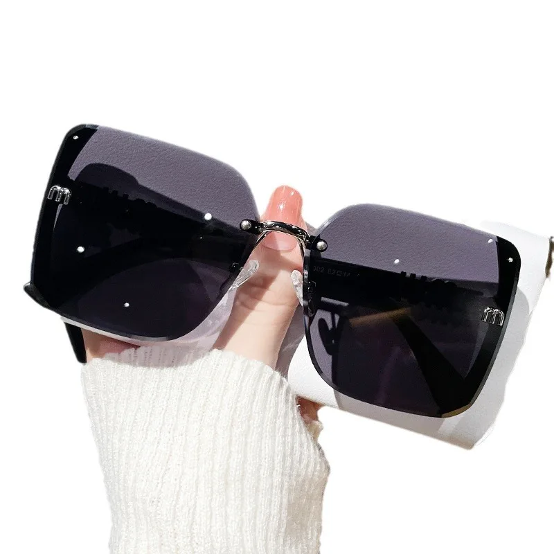 2024 new fashion trimmed sunglasses half frame high quality trend simple sunglasses for women with fine glitter(DS-1002)