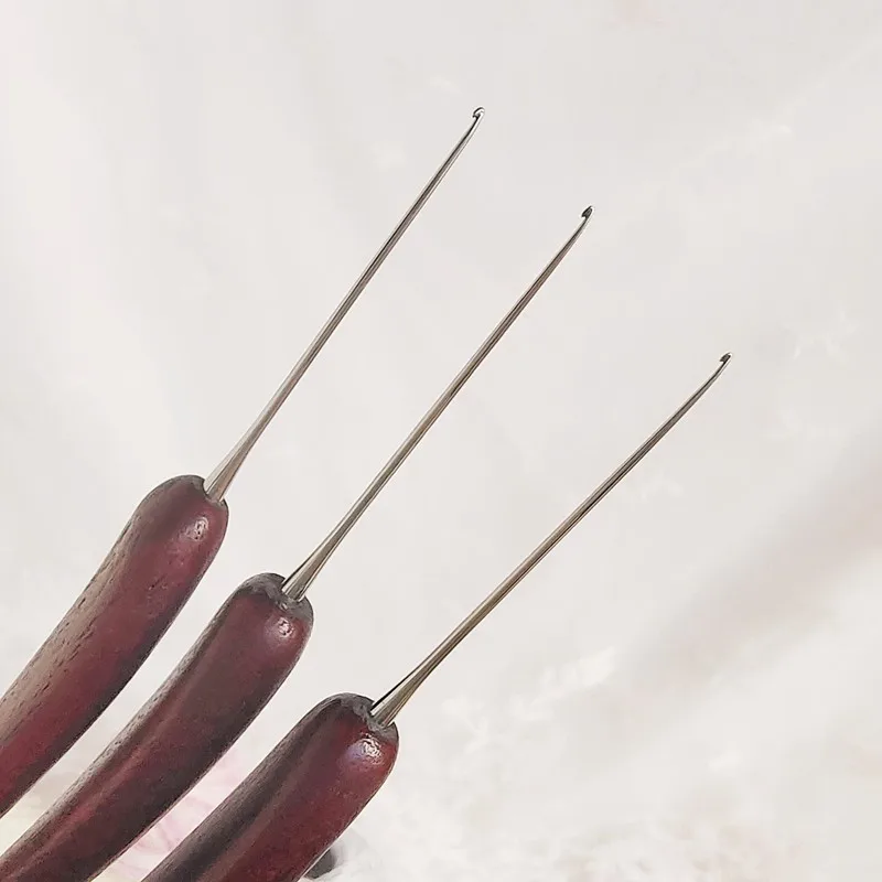 

Premium JinLan Stainless Steel Smooth Handmade Blood Sandalwood Rosewood Handle Micro Hook Yarn Needle 36mm Sewing Tools