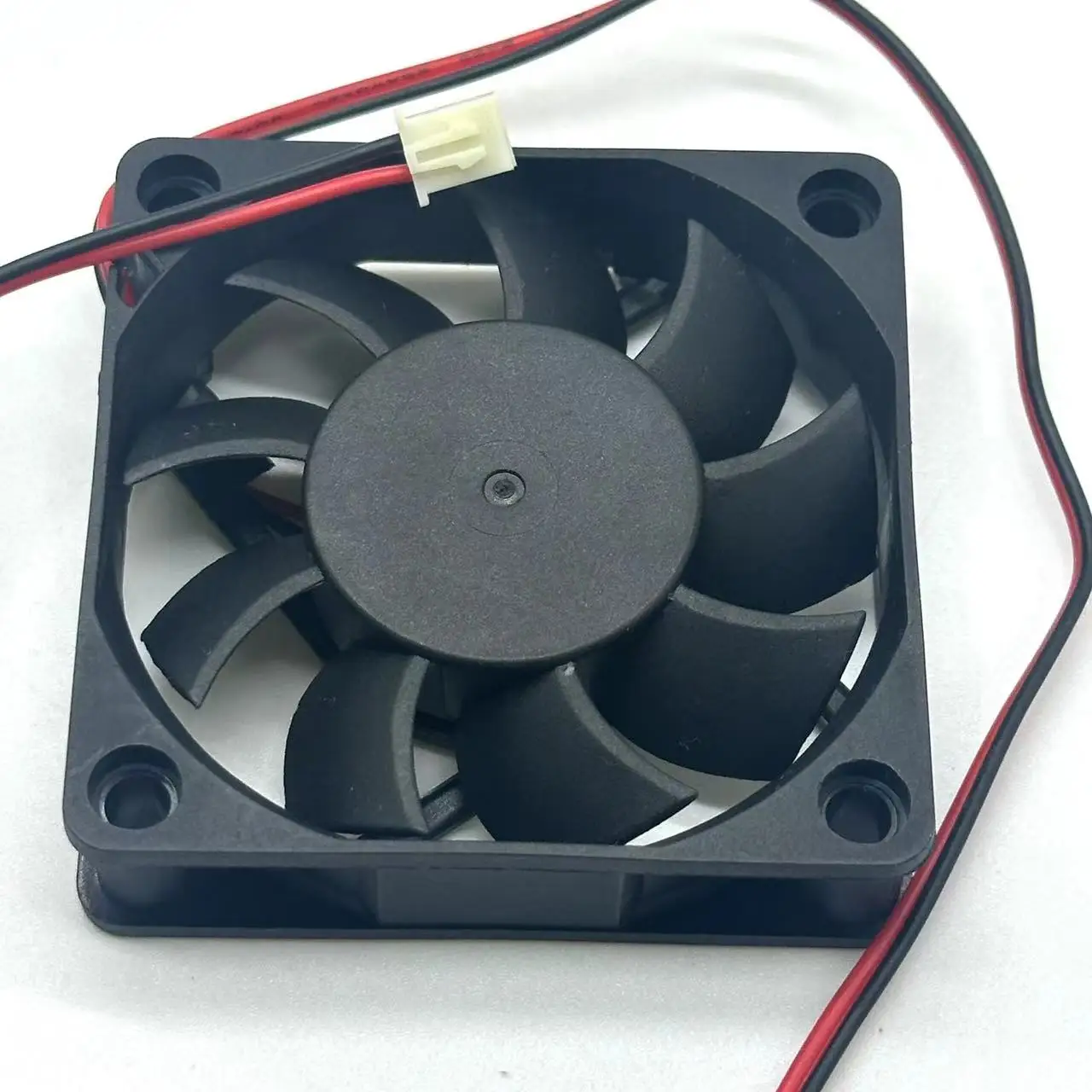 LONG CHANG LC6015MS12 DC 12V 0.15A 60x60x15mm 2-Wire Server Cooling Fan