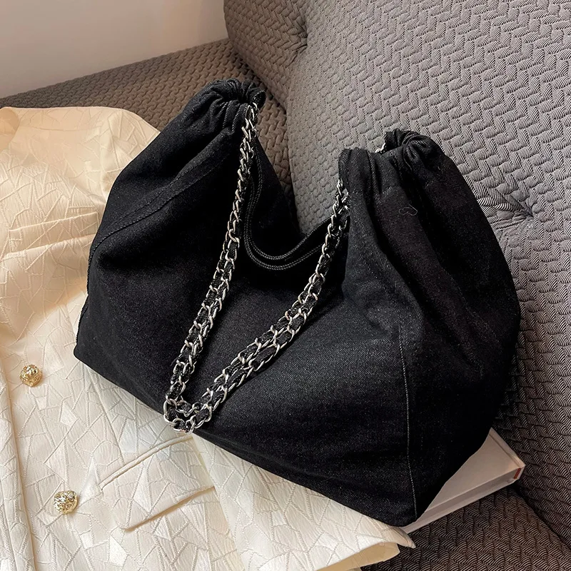 Variant: Black