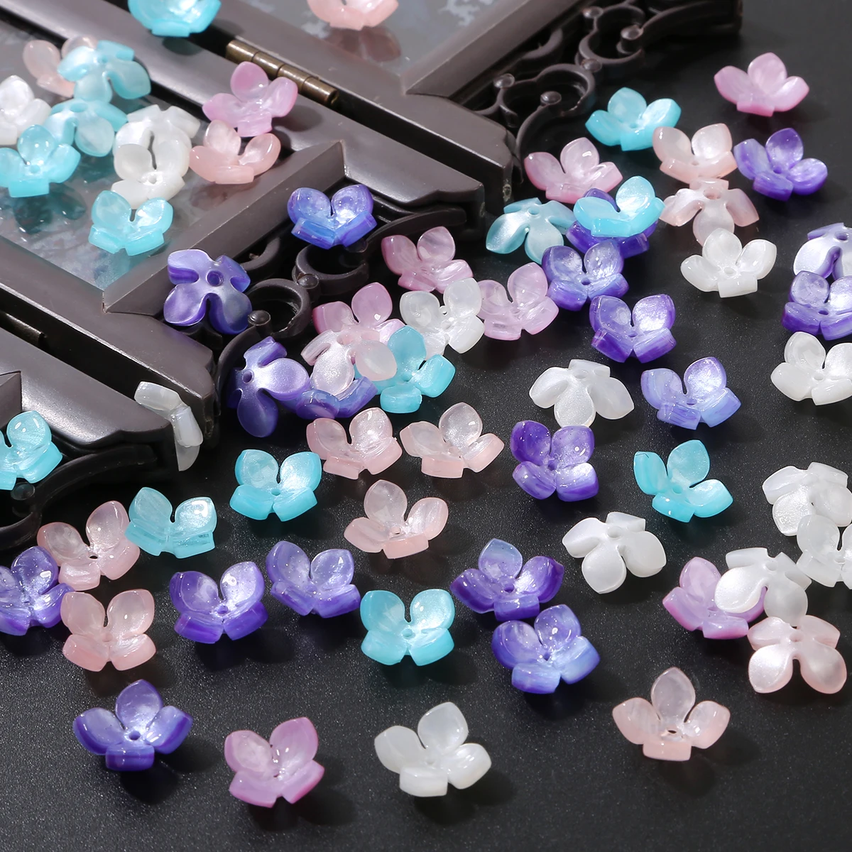 Wholsale 10pcs Acrylic Acetate Four-petal Flower Shape Spacer Beads For DIY Jewelry Making Accessories