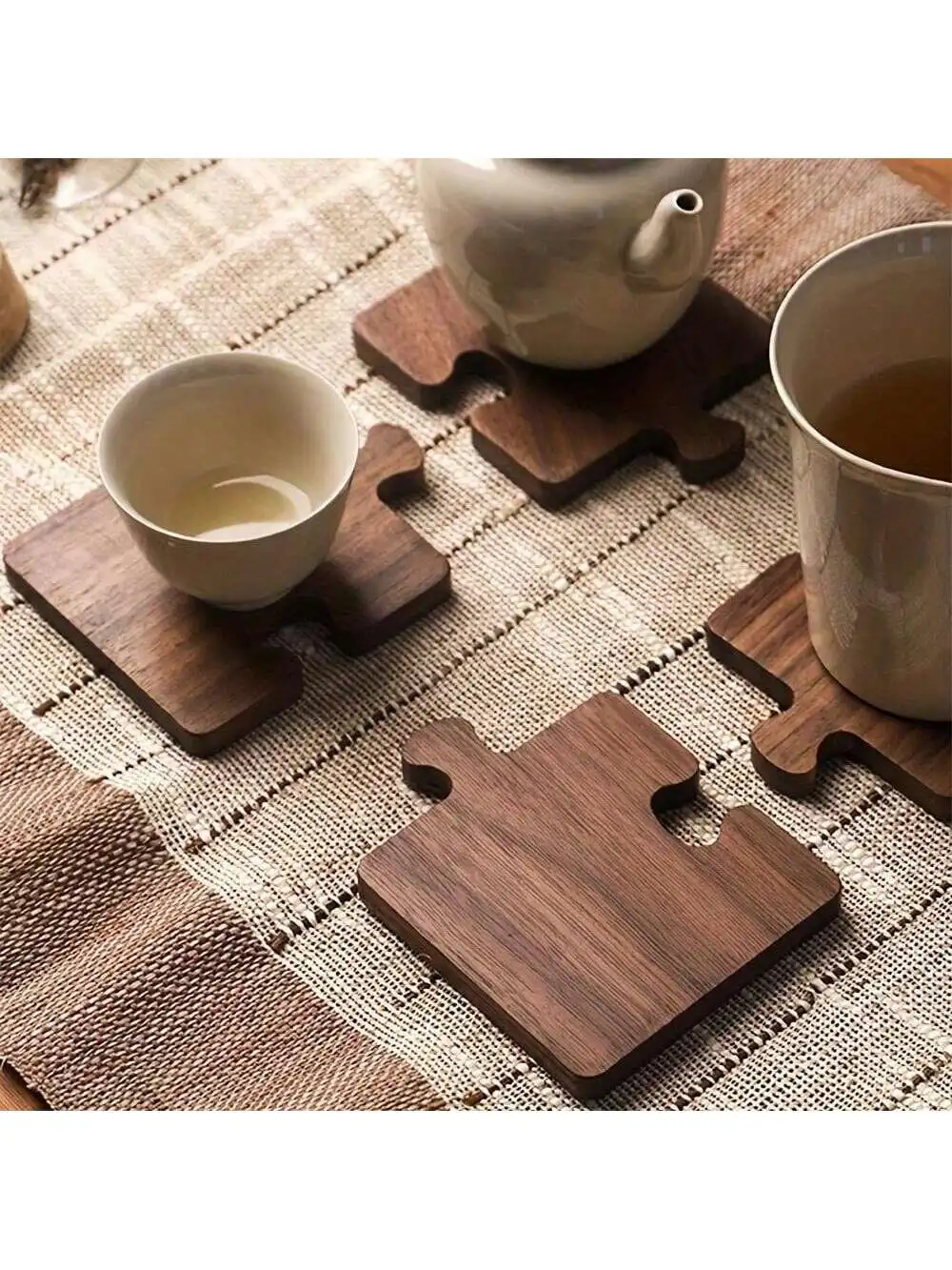 1 Stück Untersetzer in Form eines Holzpuzzles, Isolierunterlage aus Massivholz, geeignet für Kaffee, Teetassen, Tassen – Getränkehalter aus Naturholz.