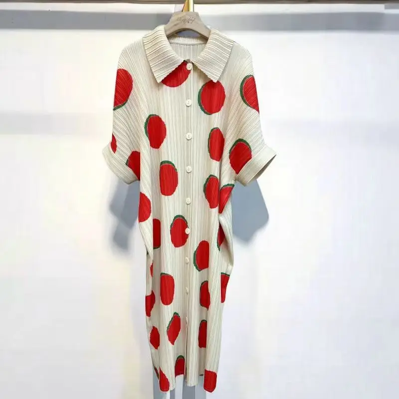 

2025Early Spring New Loose Slimming Pleated Single-Breasted Printed Fashionable Elegant Loose Slimming Pleated Dress
