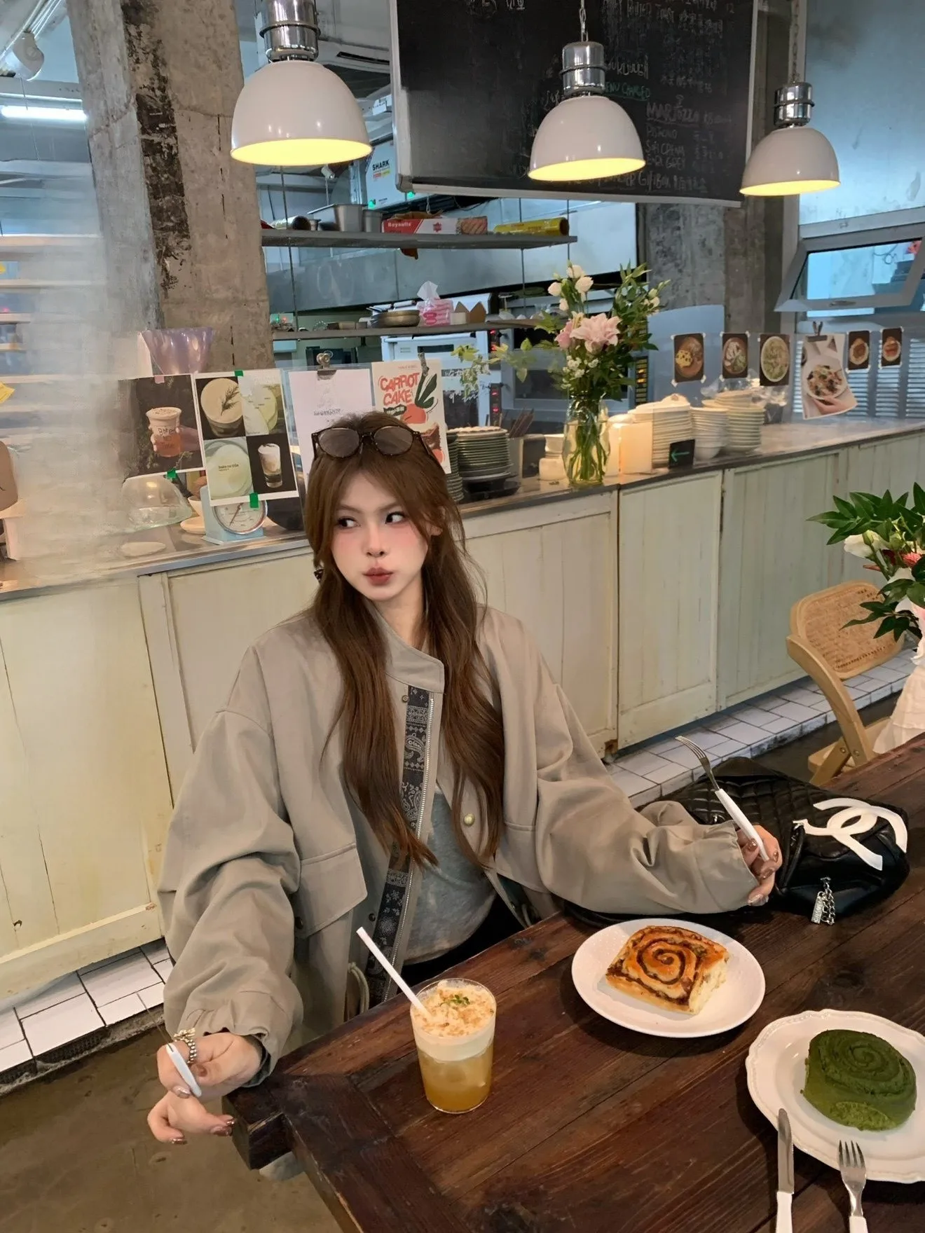 

Athome Patchwork Nut Flower Print Wide Collar Mid-Length Jaet Korean Sle Loose Fit Windbreaker for Women Autumn Season