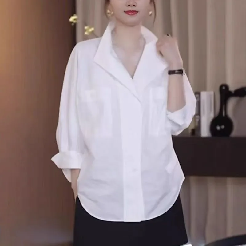 

Fashionable French White V-neck Long-sleeved Shirt for Women Autumn Temperament Commuting Versatile High-end Loose Pullover Top