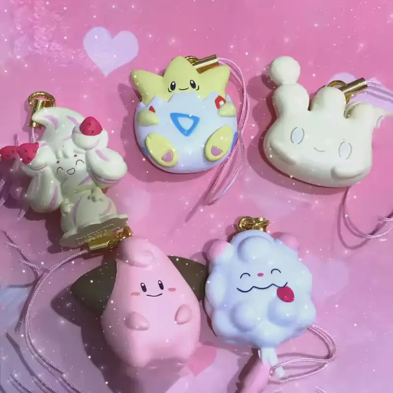 Genuine Takaratomyarts Capsule Toy Magical Egg Crown Pets Petanco Mascot Type: Fairy Frost Cream Semi-Stereo Anime Pendant