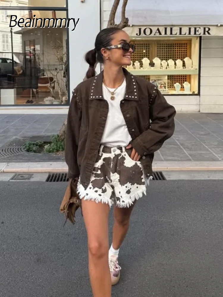 

Chic Rivet Lapel Coat Women Fashion Single Breasted Long Sleeve Pocket Loose Short Outerwears Lady Daily 2025 Highstreet Jackets