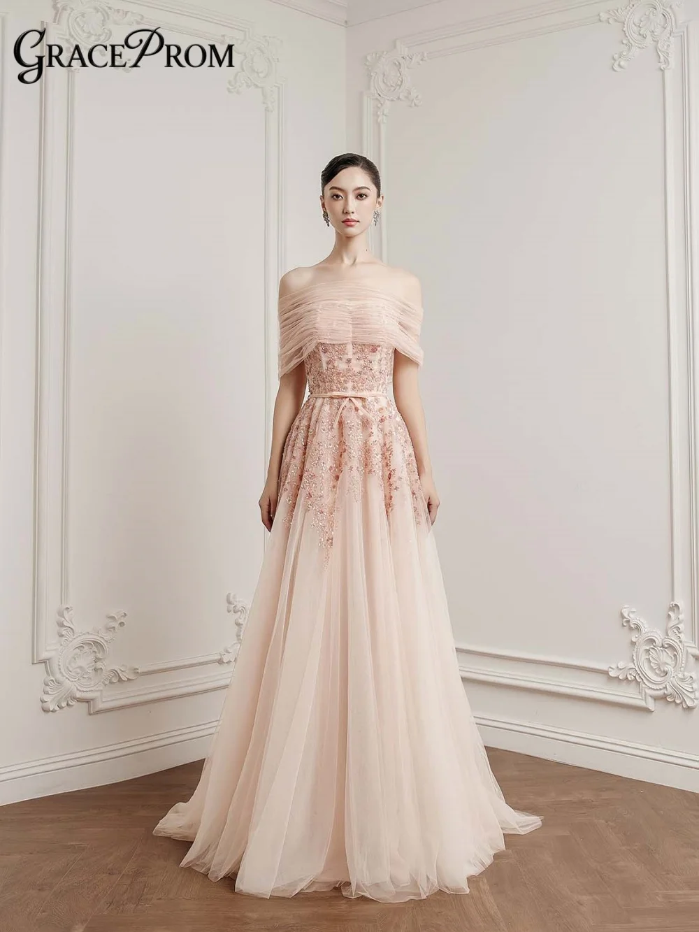 

Glamorous Off Shoulder Party Dress 2026 Layered Tulle Bodice Floral Lace Skirt Elegant Evening Gown Wedding Guests فساتين سهرة