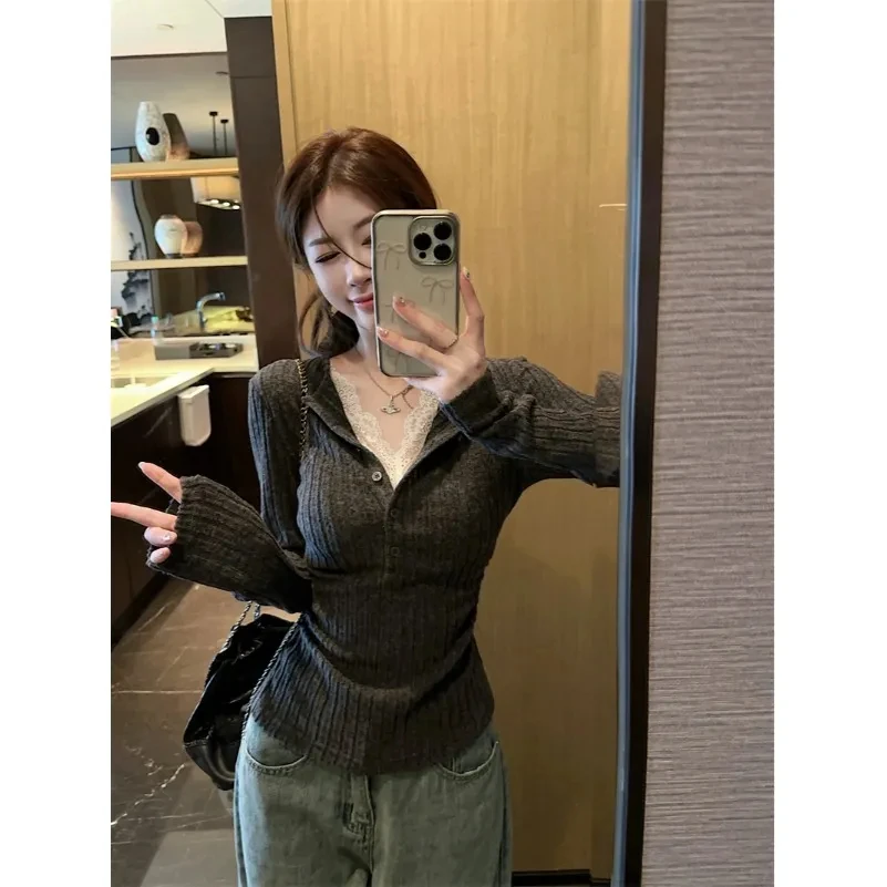 Hot girl pure desire fake two-piece niche lace splicing sweater female winter design unique slim bottoming top