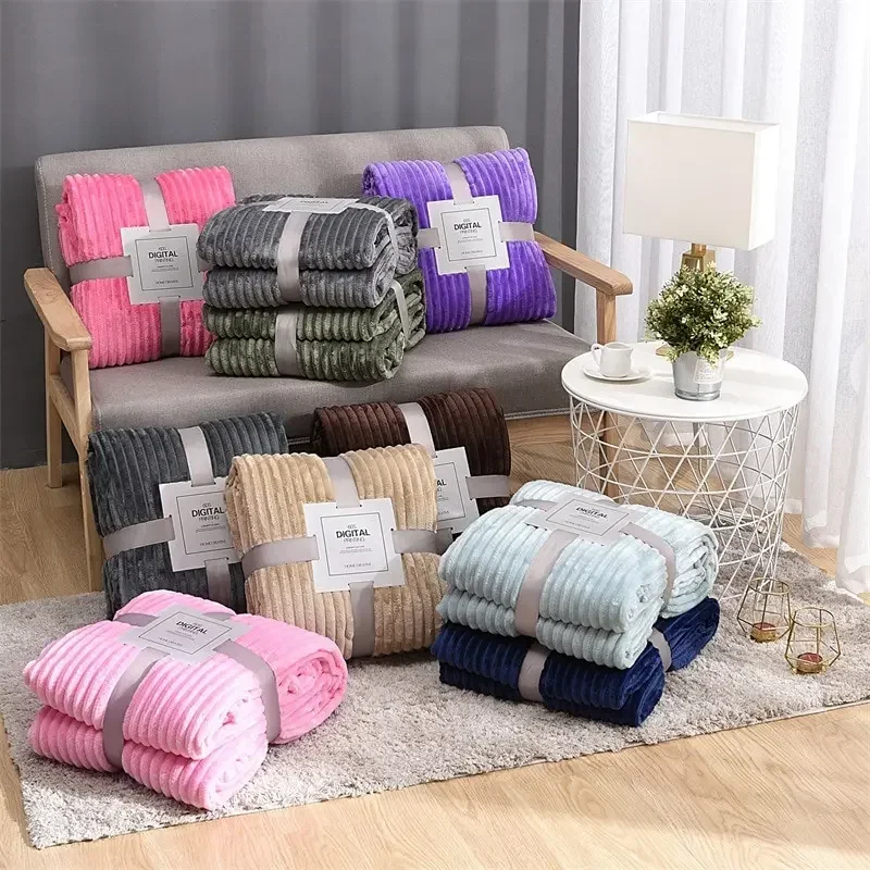 Mini 70x100cm Flannel Blanket，Warm Coral Fleece Throw Blanket for Bed Sofa Winter Sheet Bedspread