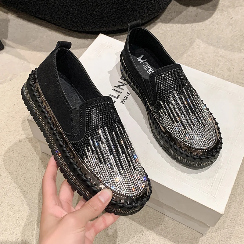 

2024 Women's Spring New Water Diamond Casual Shoes Flat Vulcanized Shoes Lace up rhinestone thick soled casual shoes