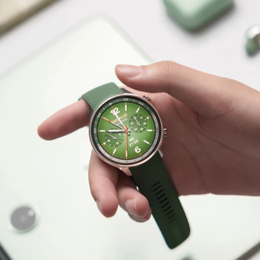 الإصدار العالمي من ساعة OnePlus Watch 3 الذكية، شاشة AMOLED مقاس 1.5 بوصة، ذاكرة 32 جيجابايت، Snapdragon W5 Wear OS من Google IP68