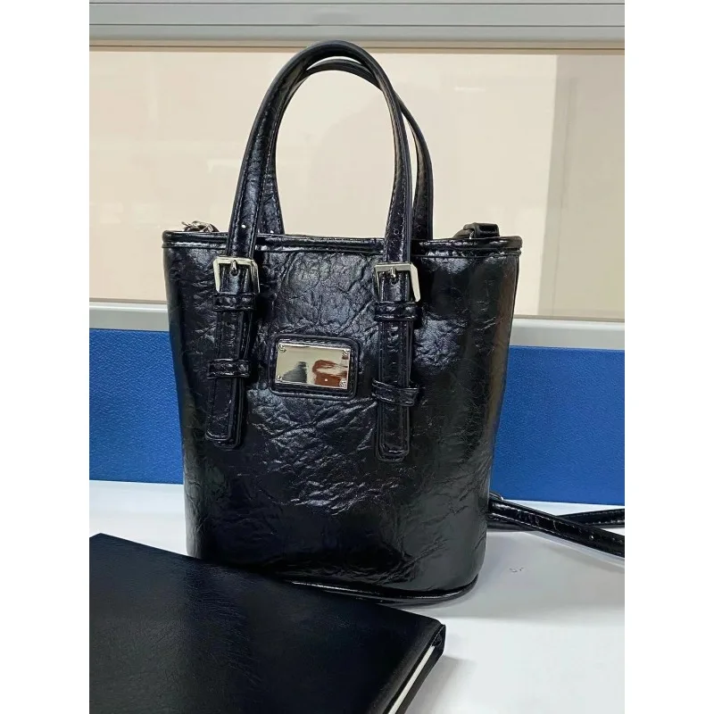 

Универсальная сумка-ведро, женская новая корейская нишевая портативная сумка через плечо, изысканная индивидуальная сумка для отдыха и поездок на работу, простая