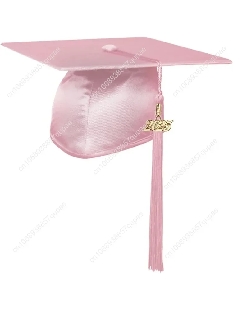 

Endea Graduation Shiny Cap & Tassel