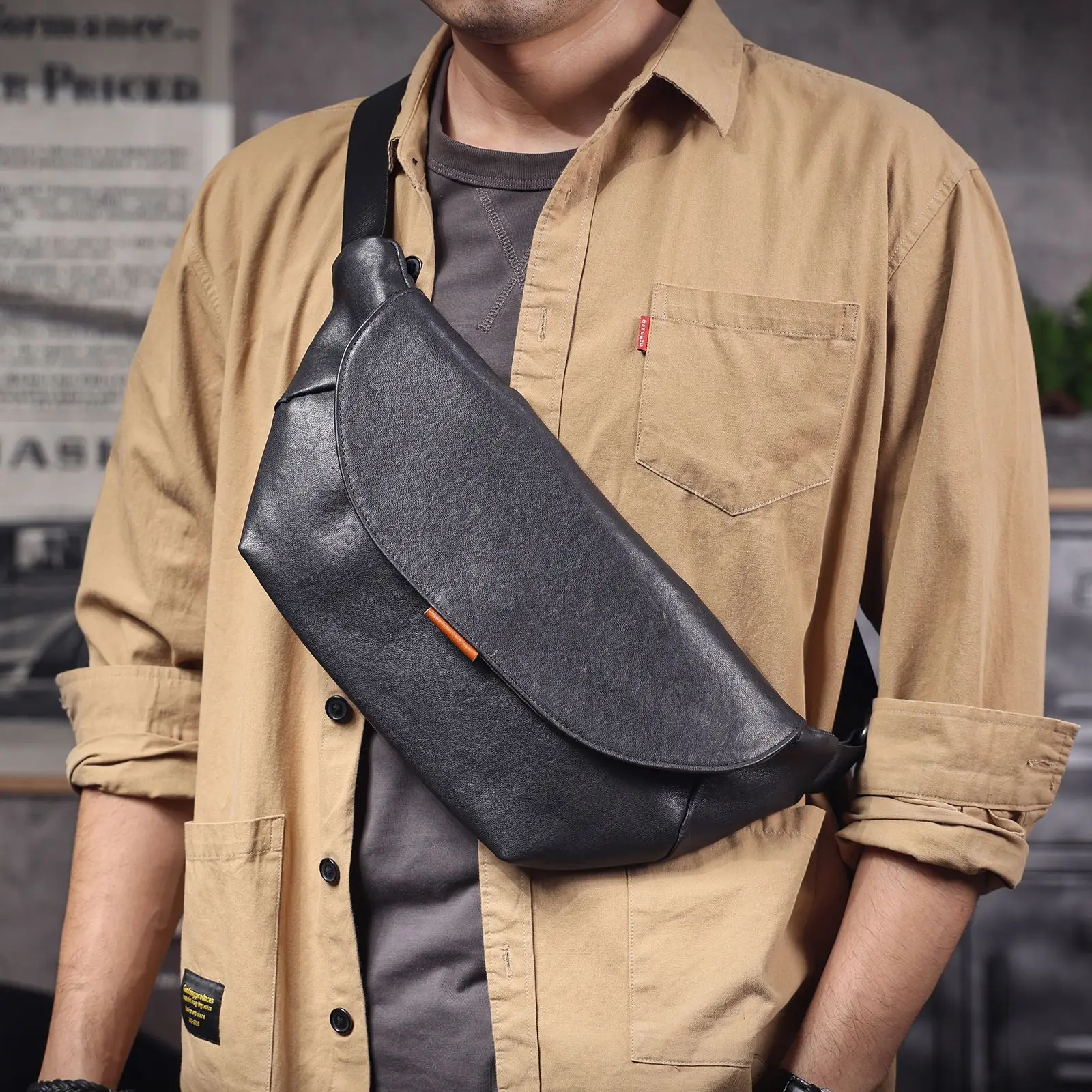 

Men's Minimalist Chest Bag, Top Grain Vegetable Tanned Leather Crossbody Sling, Compact Phone Pouch Shoulder Bag