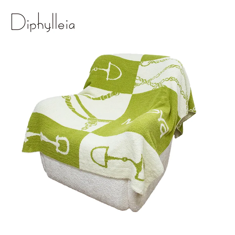 Diphylleia H Style Inspired Classic Equestrian Bit Pattern Decorative Throw Blanket Moss Green White Shawl Bed Scarf 130x170cm