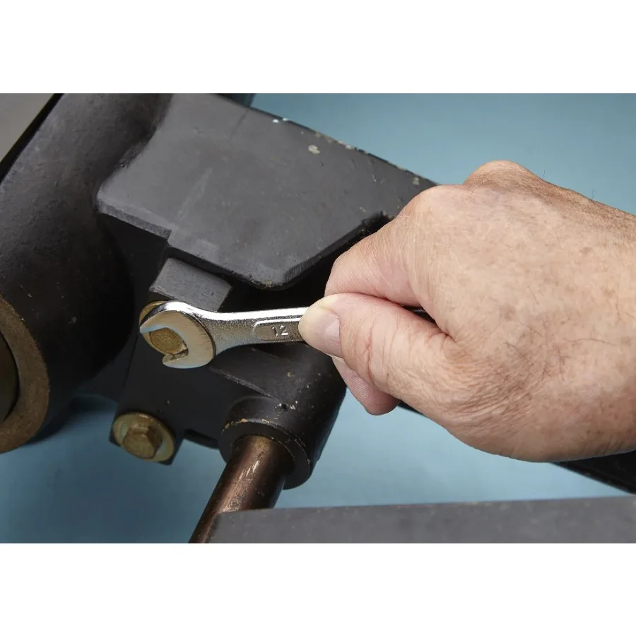 مجموعة أدوات ميكانيكا المحرك 113 قطعة 1/4 و3/8 بوصة، حالة جديدة، تخزين مريح