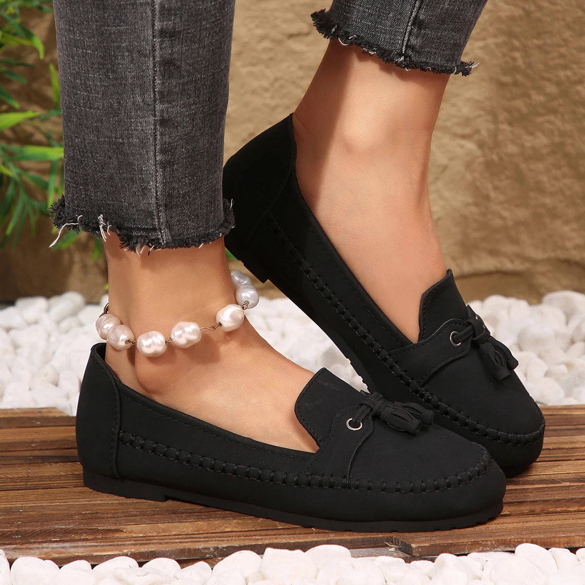 Damen-Loafer mit Quasten, runde Zehenpartie, Slip-On, flache Schuhe, Wildleder-Optik, weiche Sohle, lässige Damen-Mokassins für den Alltag. – Detail 24