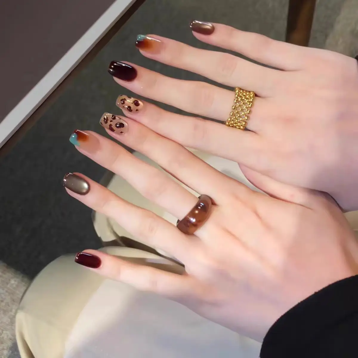 Autumn Winter New Style Deep Amber Gradient Leopard Print Cat Eye Nail Strips Wearable False Nails High-End Sensation Trendy Gir