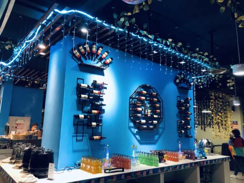 بار بار النبيذ الرف الإبداعي مطعم الحائط خزانة مشروبات الجرف النبيذ خمر الجدار شنقا النبيذ عرض الرف #3