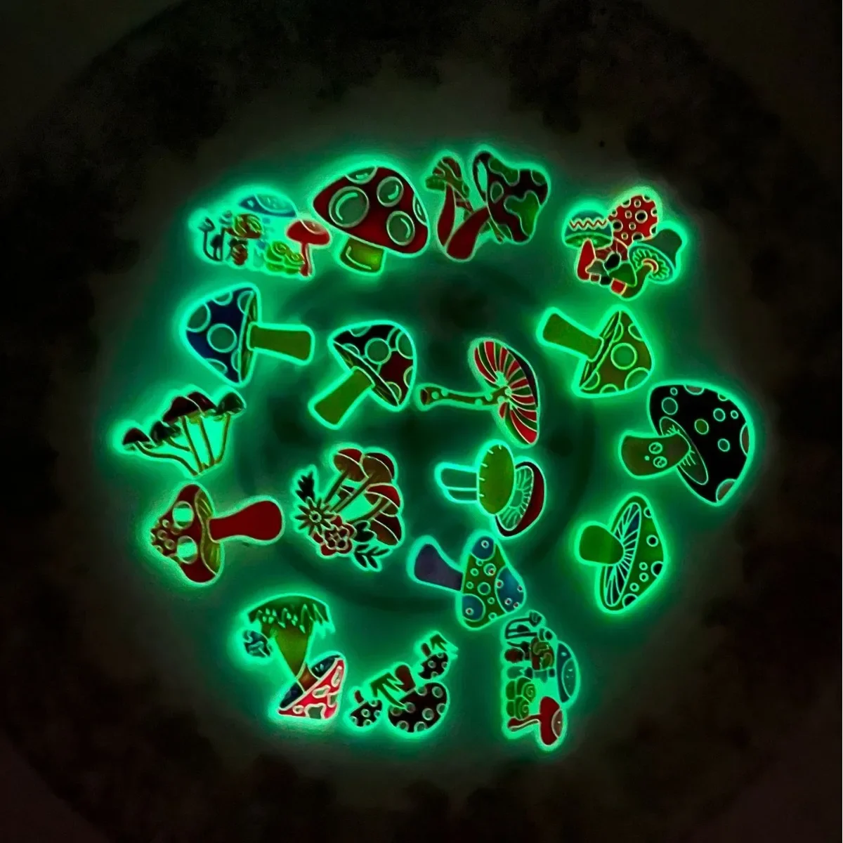 

2pcs glowing in dark PVC plant mushroom shoe buckles charms accessories decorations for clog wristbands DIY unisex gift