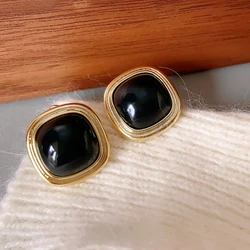French Vintage Square Stud Earrings for Women Black Geometric Exquisite Y2K Accessories Fashion Jewelry Gift