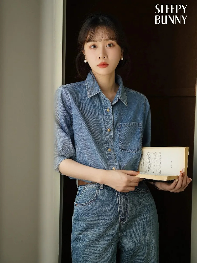 

Vintage Denim Shirt Women Casual Loose Fit Button Down Blouse Long Sleeve Korean Style Blue Jean Top Autumn Daily or Office Look