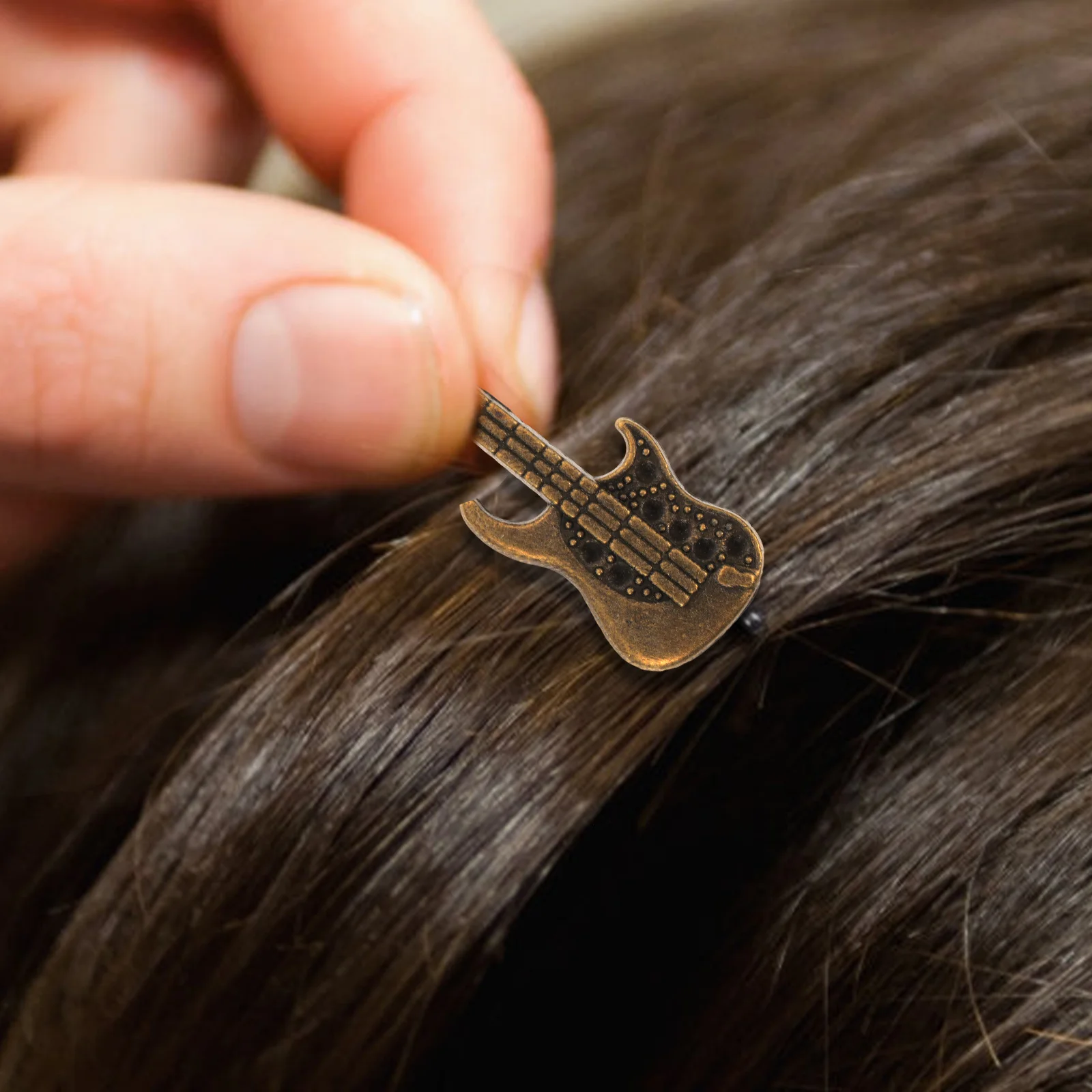 

50pcs Miniature Guitar Pendant Phone Case Decors Metal Diy Charms For Crafts Jewelry Making Mini Guitar Ornament Simulation