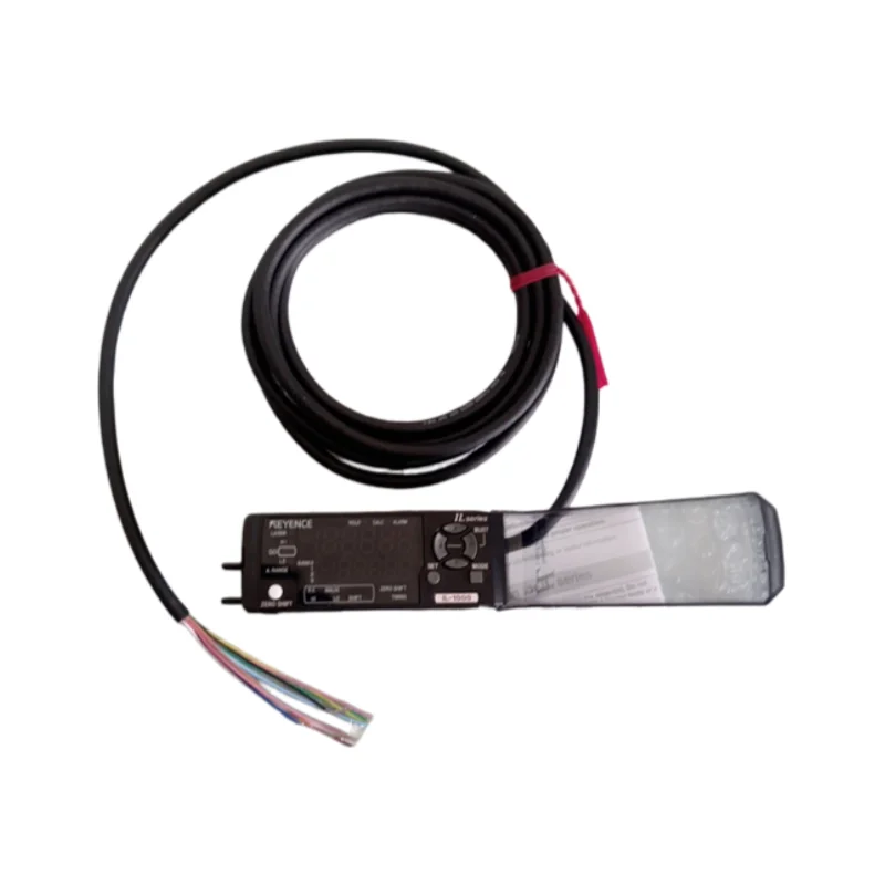 KEYENCE IL-1000 IL-1050 IL-1500 IL-300 Laser Sensor Amplifier Unit DIN Rail Mounted Type Used for Flatness Detection in Stock