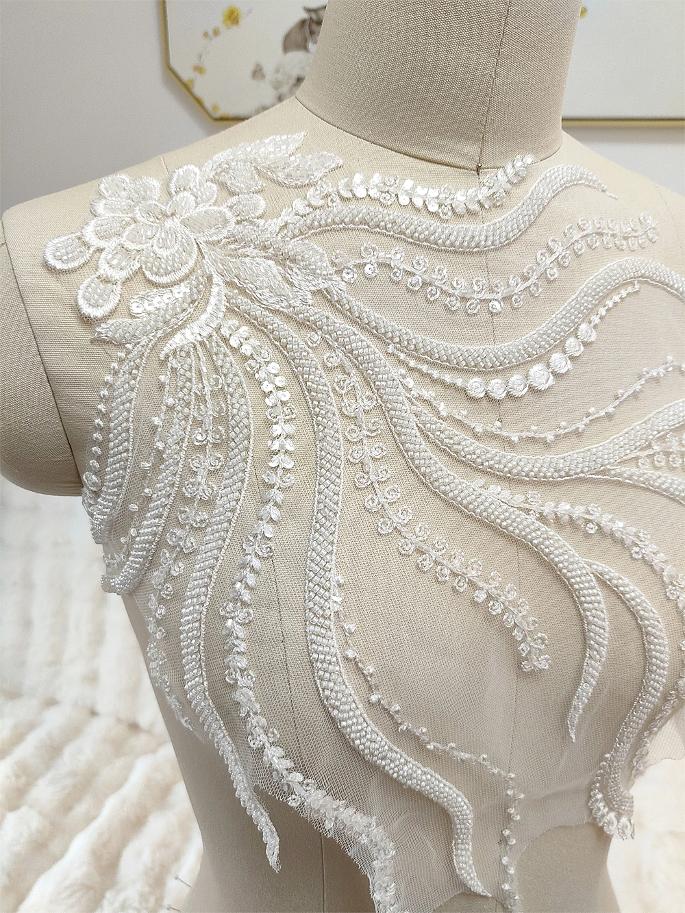 Vestido de noite marfim com strass, material de enfeite superior, acessórios de cristal frisado, perfil, tecido de casamento aplicado