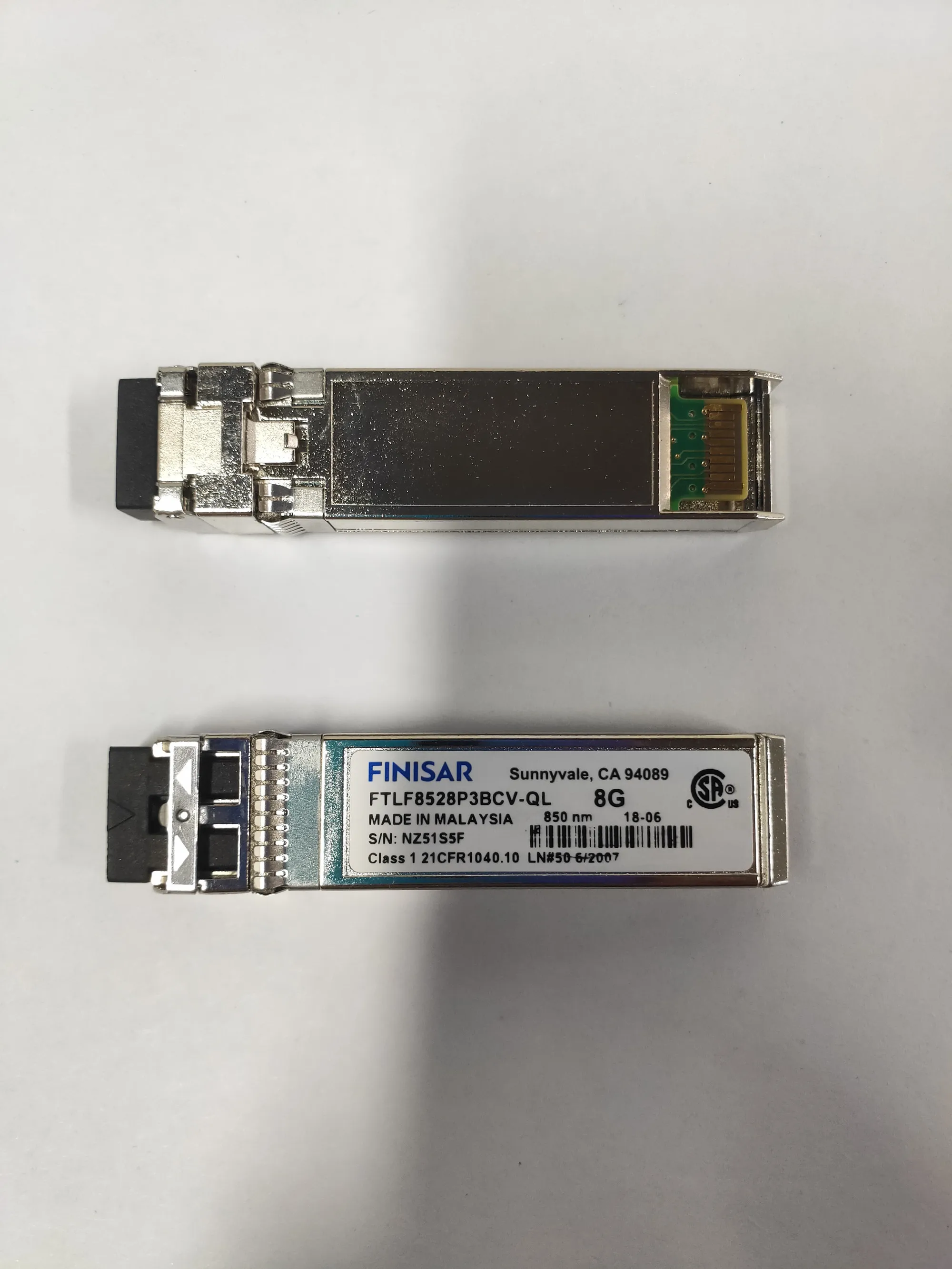 

Qlogic 8G LC Fibre Channel Transceiver FTLF8528P3BCV-QL 850NM 8GB SFP Module For QLE2560 QLE2562 HBA FC Card