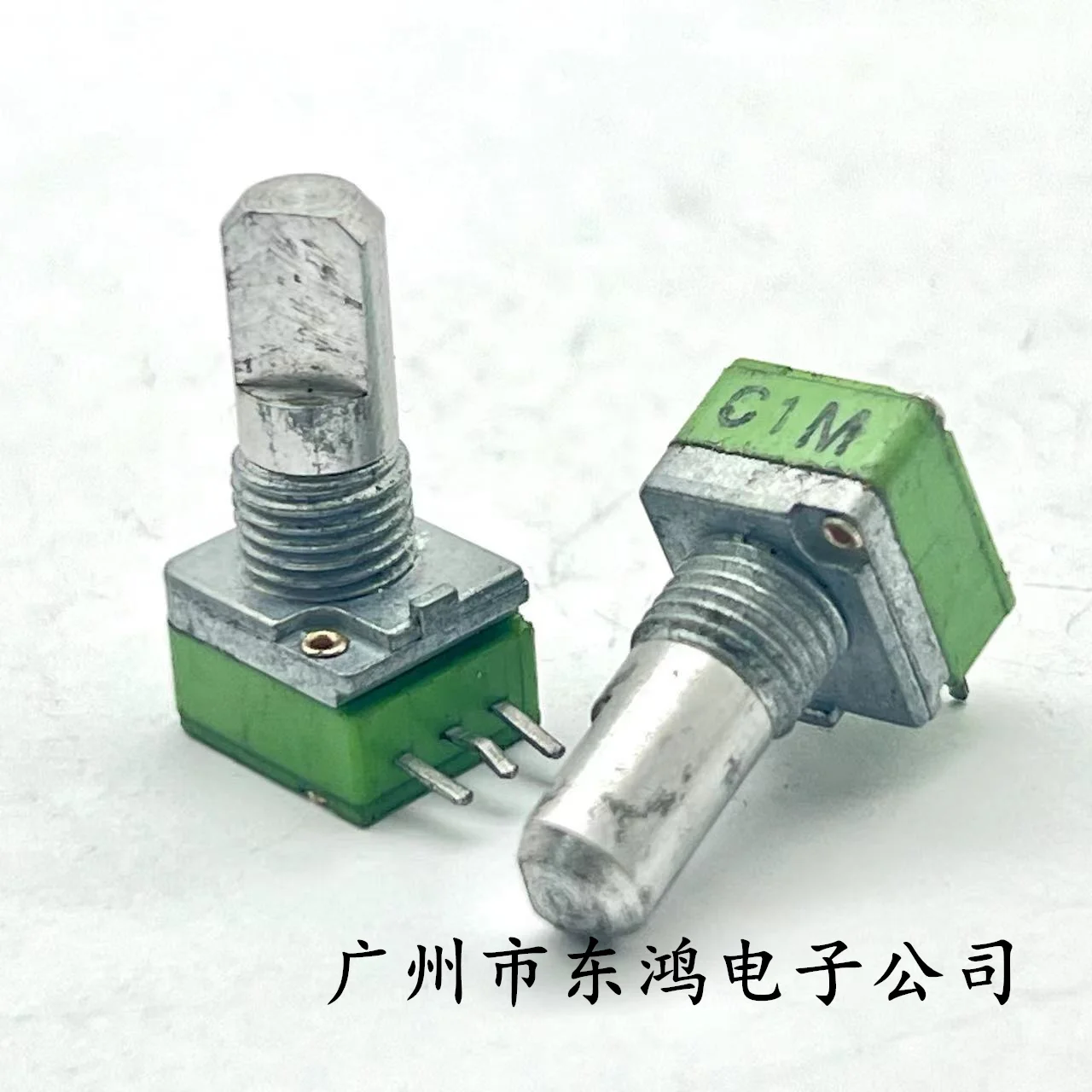 1 PCS original Taiwan ALPHA precision potentiometer single C1M 3 pin shaft length 15mm