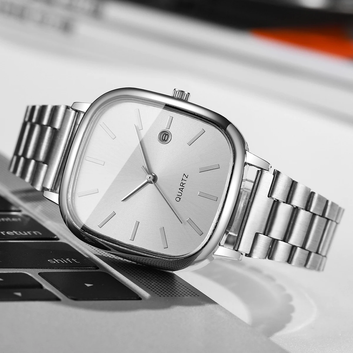 1Pcs Men's Gift Watch Fashion Casual Simple Square Scale Calendar Dial Handsome Trendy Temperament Quartz Watch(Box not included