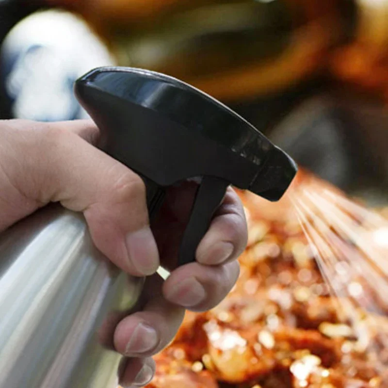 Botella pulverizadora de aceite de acero inoxidable, práctico pulverizador de aceite de oliva, vinagre, salsa de soja, botella de condimento, dispensador de aceite para barbacoa, alrededor de 500ml