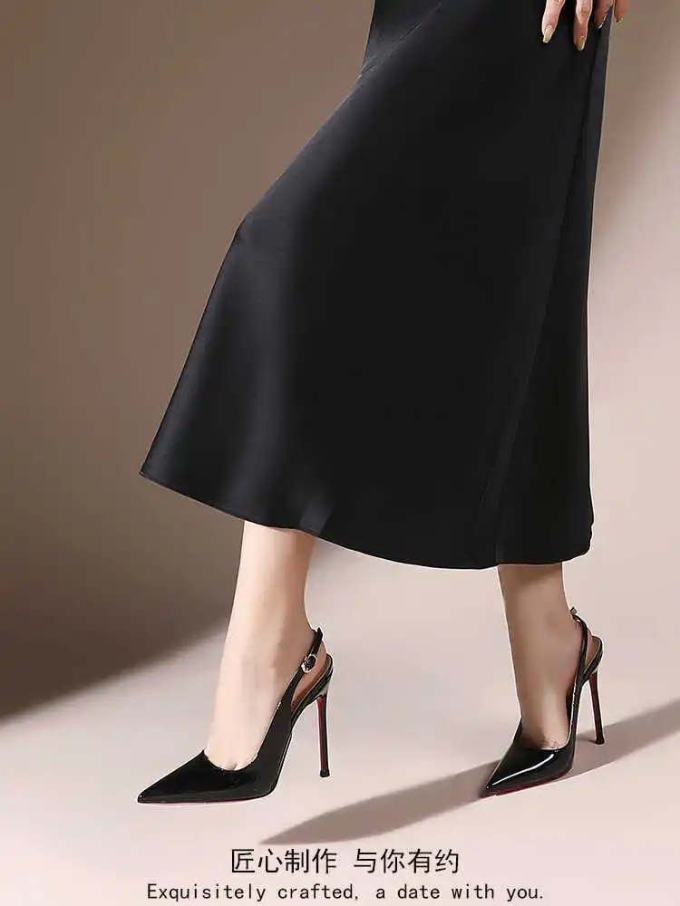 Sandali con tacco da donna Fondo rosso lucido Colore nudo Marchio di lusso Hollow 2025 Tacchi alti eleganti Slingback sexy Scarpe da donna Wome