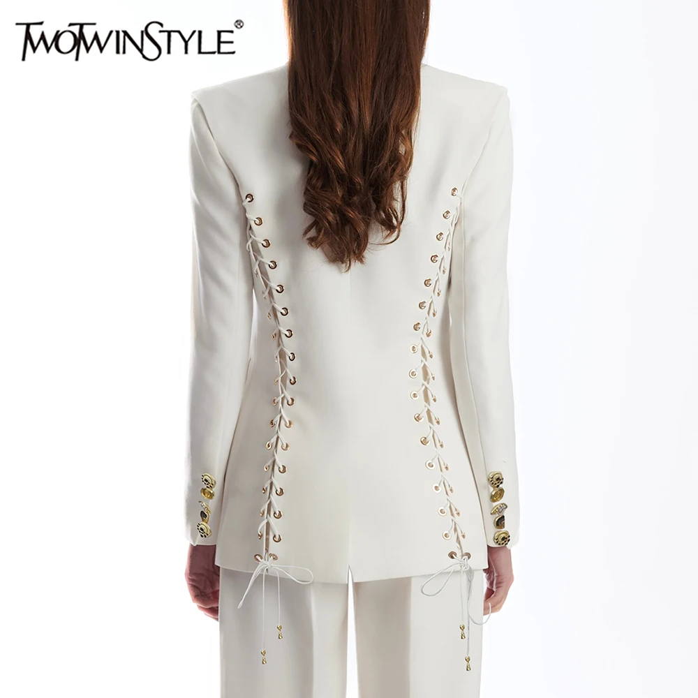 

TWOTWINSTYLE утягивающий модный пиджак на шнуровке для женщин с лацканами и длинными рукавами, лоскутный пиджак на пуговицах, женская одежда, новинка
