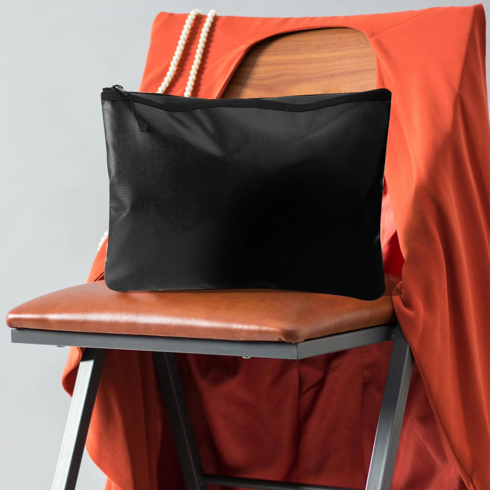 

Fiberglass Fire Resistant Document Bag Black Safe Storage for Legal Papers Money Passport Protection Large Capacity Stylish